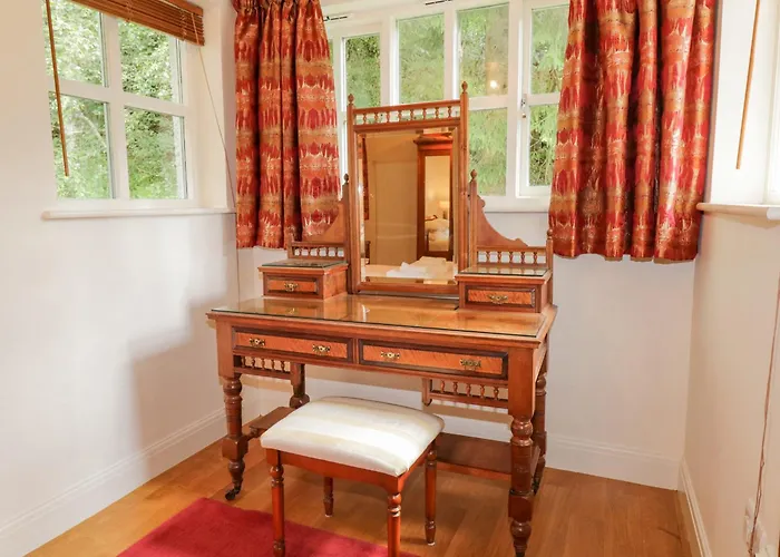 Orchard House Дом отдыха