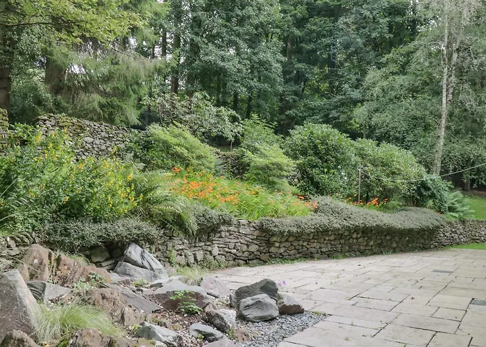 Orchard House Эмблсайд